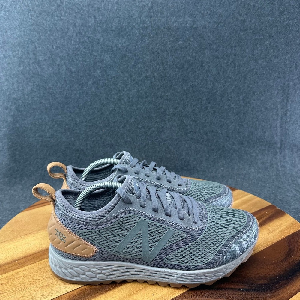 New Balance Fresh Foam Gobi V2 WTGOBIG3 Womens US 7D Trail Running Shoes EUC